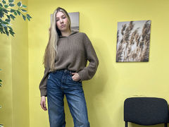 ElvaBinner - blond female webcam at LiveJasmin