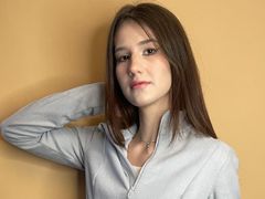 ElvaForrester from LiveJasmin