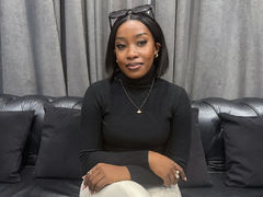 ElviaBalmain from LiveJasmin