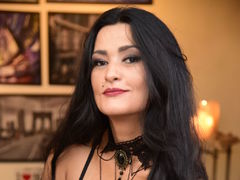 ElviraJones from LiveJasmin