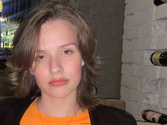 ElwineDennett - female with red hair and  small tits webcam at LiveJasmin