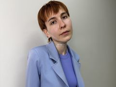 ElwineFloor from LiveJasmin