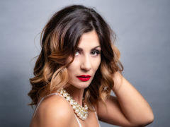 ElyseClark - blond female with  big tits webcam at LiveJasmin