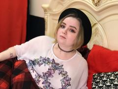 EmaConnor - blond female webcam at LiveJasmin