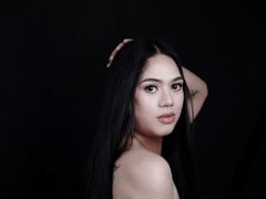 EmariLure from LiveJasmin