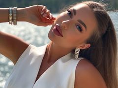 EmiAngel - blond female with  big tits webcam at LiveJasmin