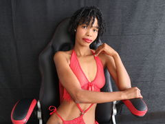 EmiliBonnie - female with black hair webcam at LiveJasmin