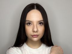 EmikoTriana from LiveJasmin