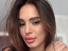 EmiliFlou from LiveJasmin