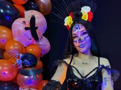 EmiliaGrendy - female with black hair and  big tits webcam at LiveJasmin