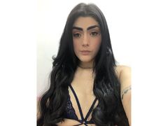 LatinRousse - female with black hair and  big tits webcam at xLoveCam