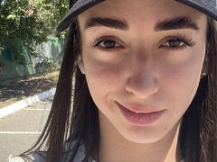 EmiliaaMai from LiveJasmin