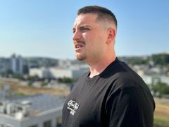 EmilianGrey - male webcam at LiveJasmin