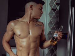 EmilianoPaez - male webcam at LiveJasmin
