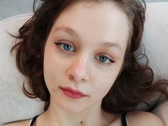 EmiliePeach from LiveJasmin