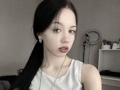 EmiliyaAlberolan from LiveJasmin