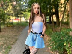 SheItsSilvia from ImLive