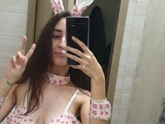 EmilyAvva from LiveJasmin