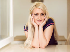 EmilyBliss - blond female with  big tits webcam at LiveJasmin