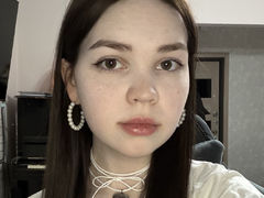 EmilyCarler from LiveJasmin