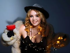 EmilyEvens - blond female webcam at LiveJasmin