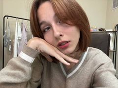 EmilyHarison from LiveJasmin