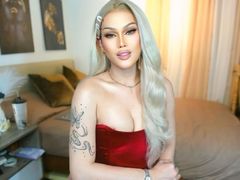 EmilyHuxson from LiveJasmin