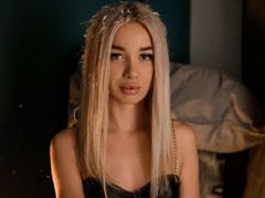 EmilyNance - blond female with  small tits webcam at LiveJasmin