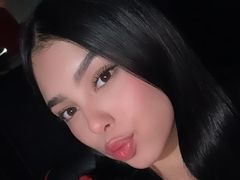 EmilyRoossi from LiveJasmin