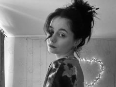 EmilyRoute from LiveJasmin