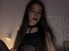 EmilySteff - female with brown hair and  small tits webcam at LiveJasmin