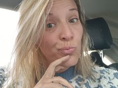 EmmaBelle from LiveJasmin