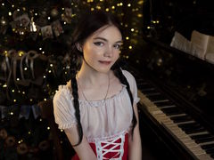 EmmaMarote - female with red hair webcam at LiveJasmin