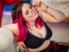 EmaConnor from LiveJasmin