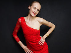 EmmaFoster - female with brown hair and  small tits webcam at LiveJasmin