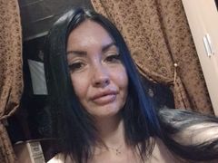 EmmaWinslet - female with black hair and  small tits webcam at LiveJasmin