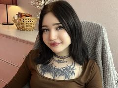 EmmaKirks from LiveJasmin