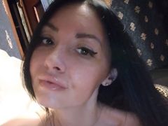 EmmaLaVera - female with black hair and  small tits webcam at LiveJasmin