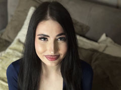 EmmaLawrens - female with black hair webcam at LiveJasmin