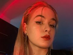 EmmaWooods from LiveJasmin