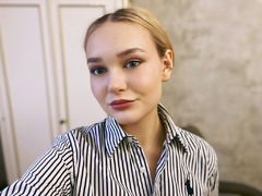 EmmaWrigh from LiveJasmin