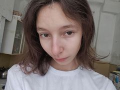 EmmanuelBrown - female with brown hair webcam at LiveJasmin