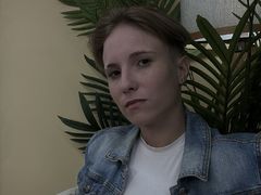 EmmiLok from LiveJasmin