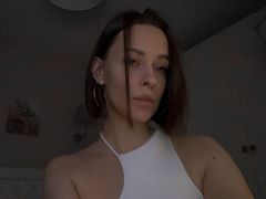 EmmySpringg from LiveJasmin