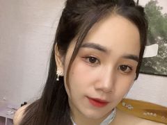 MiaJan - blond female with  big tits webcam at LiveJasmin