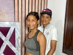 emmaAndYudith - female with black hair webcam at LiveJasmin