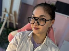 EngelGrief - female with black hair webcam at LiveJasmin