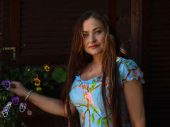 PerfectLoveXX - female with brown hair webcam at LiveJasmin