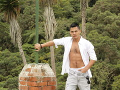 ErickBrando - male webcam at LiveJasmin