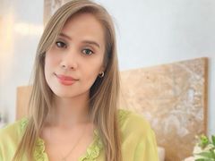 ErickaWilliams - shemale with brown hair webcam at LiveJasmin